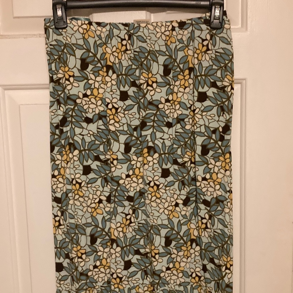 Beautiful organic print of pale blue, pale yellow and cream